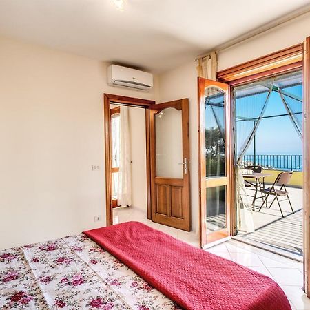 Апартаменти Magdalene'S House - Sea View Terrace Масса-Лубренсе Екстер'єр фото