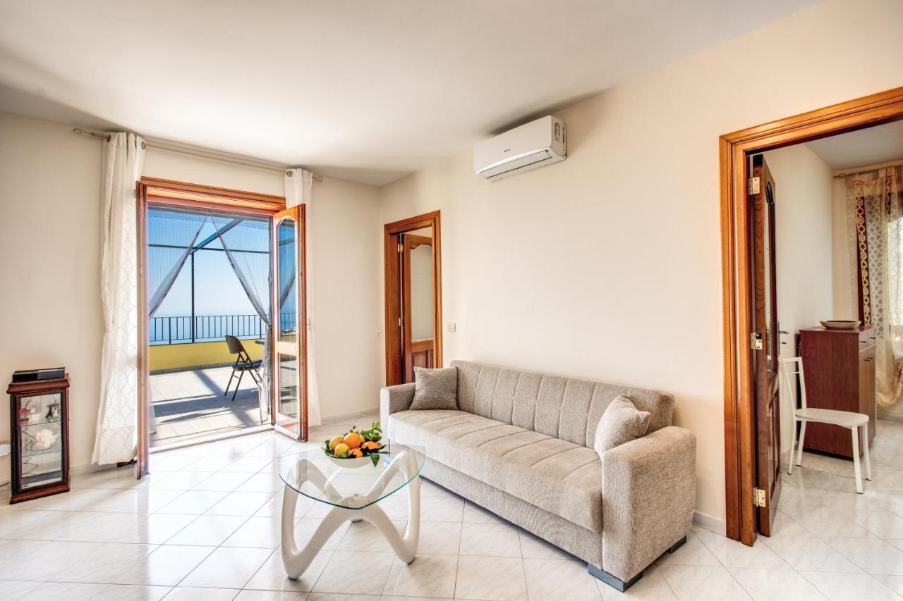 Апартаменти Magdalene'S House - Sea View Terrace Масса-Лубренсе Екстер'єр фото